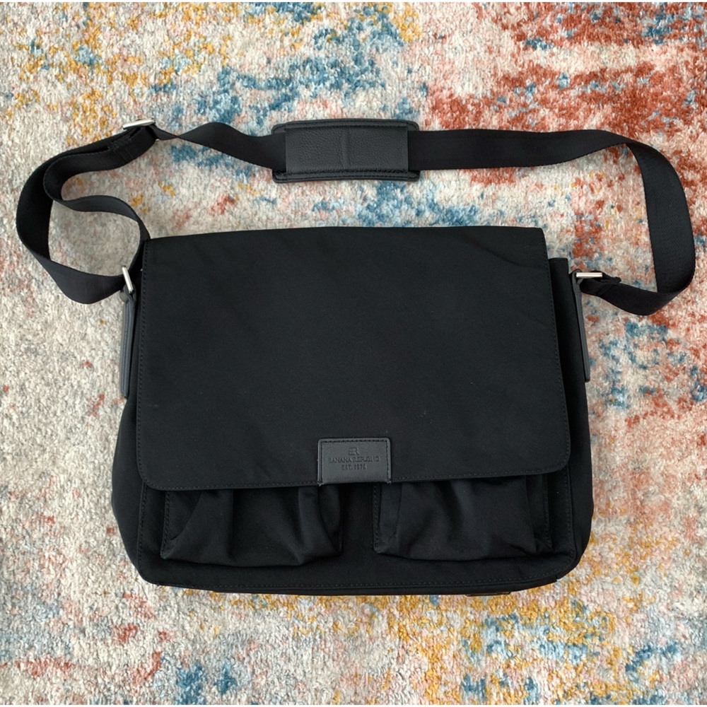 Banana Republic Messenger Bag